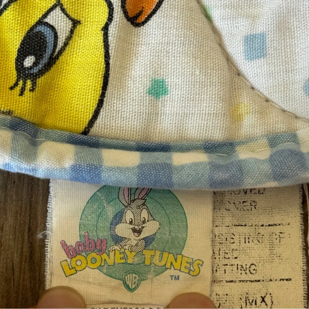 Vintage looney toons baby crib quilt